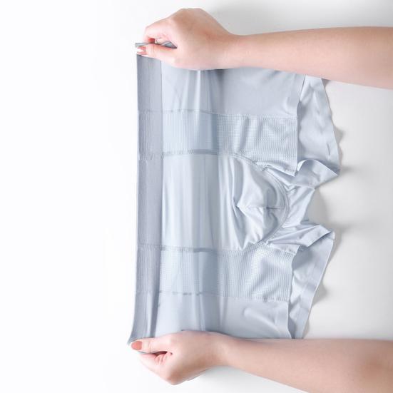 Мужские трусы-боксеры средней посадки с эластичным поясом, дышащие сетчатые шорты, однотонные летние охлаждающие трусы из ледяного шелка