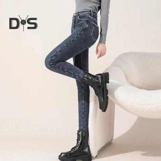 Women Winter Plush Jeans High Waist Thick Velvet Lined Slim Fit Pencil Pants Button Zipper Closure Pockets Straight Leg Trousers for Street to Party