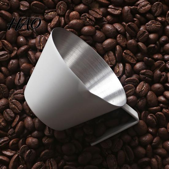 Durable Metal Pouring Pitcher Espresso Measuring Cup with Handle And Scale Mark, Stainless Steel 100ml Capacity Coffee Making Tools Pitcher,