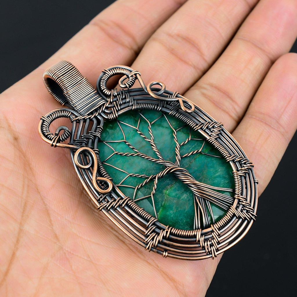 Созданное в лаборатории Древо жизни Изумрудный драгоценный камень Чистая медная проволока Обернутая подвеска ручной работы Ювелирные изделия для подарка