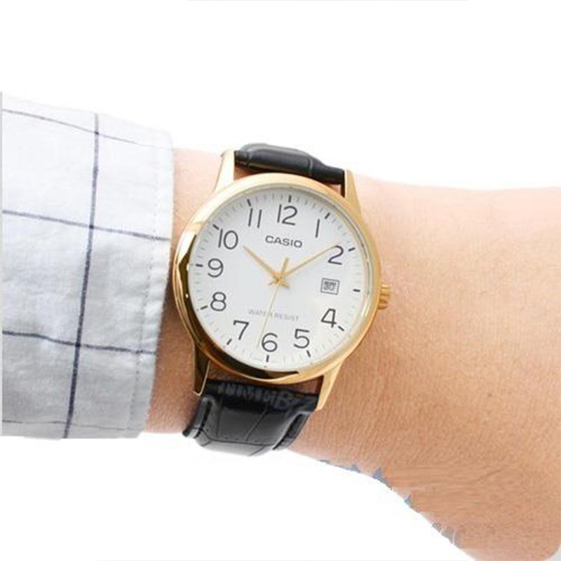 Casio Женские стандартные часы MTP-V002GL-7B2D, белые