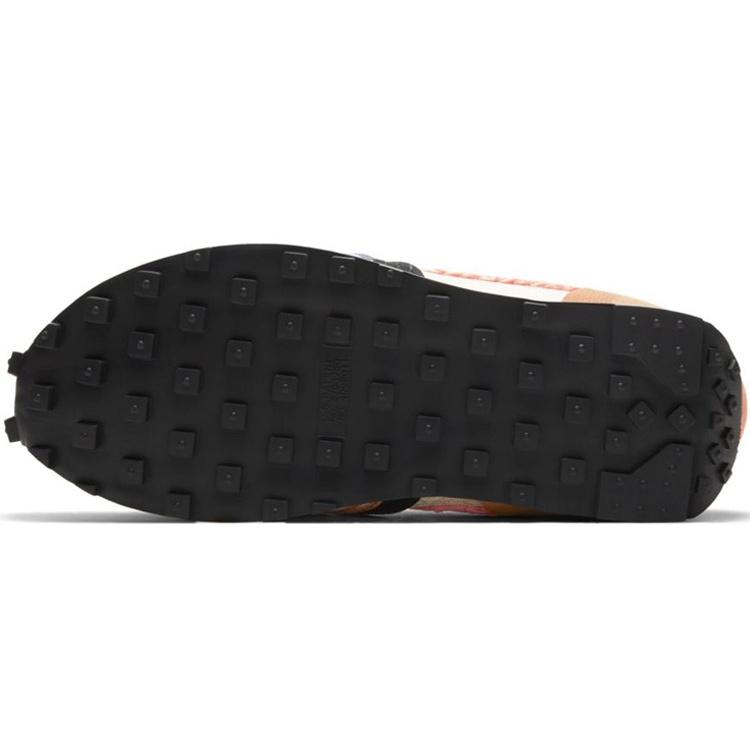 (WMNS) Nike Daybreak Type 'Crimson Tint' Women's DD8506-881