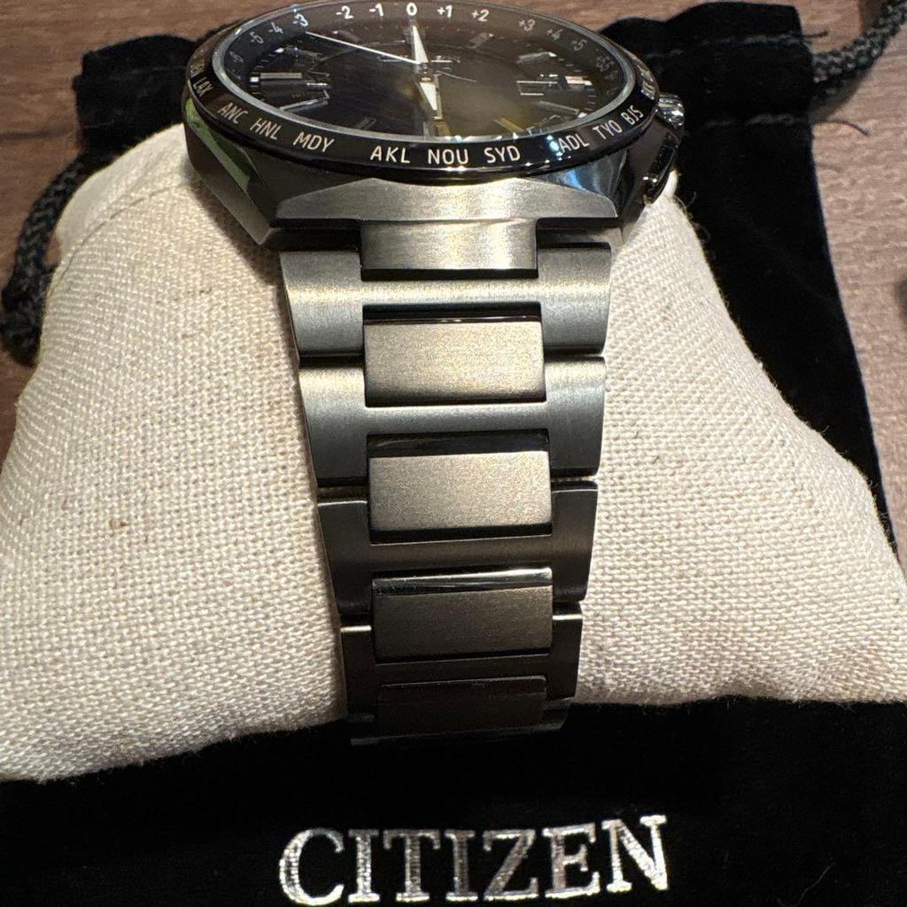 Used CITIZEN Citizen World Time Radio-controlled Watch CB0215-51E