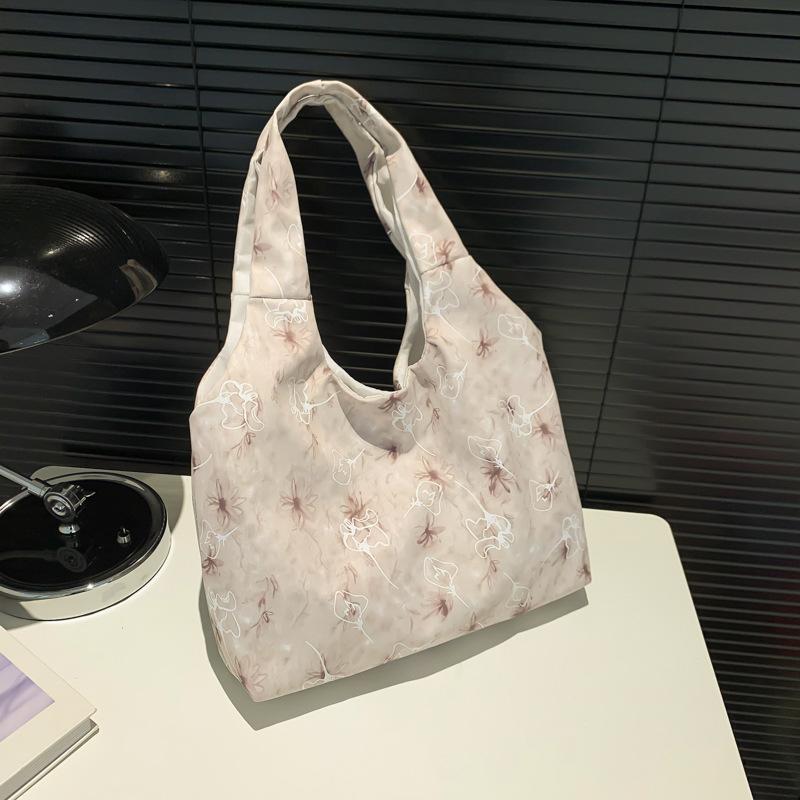 Spring Beautiful New Bag Simple Personalized Bag Design Sense Casual Shoulder Bag Handbag Handbag Art Bag