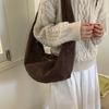 Ретро сумка женская 2025 новая популярная модная наплечная сумка с высоким чувством стиля простая большая вместимость сумка-пельмень для поездок