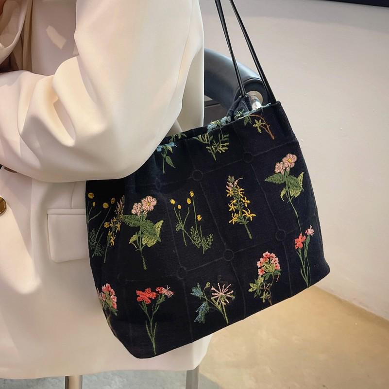 Women's Large Capacity Canvas Embroidery Print Tote Bag - Autumn/Winter Fashion Shoulder & Crossbody Style