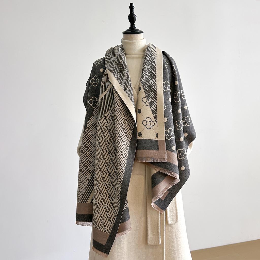 Women'S Luxury Cashmere Winter Shawl - Vintage Allover Pattern Printed With Tassels, Pashmina Wrap & Bandana
