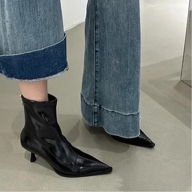Мода 2024 года, распродажа обуви, женские ботинки с молнией сзади, модные однотонные ботинки для офиса и карьеры, сексуальные ботильоны с острым носком Zapatos Mujer