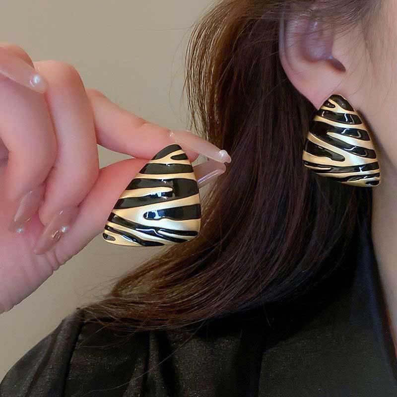 Корейский стиль, клипса для уха без прокола с длинной кисточкой, дизайн с жемчужной бабочкой для женщин - Высококачественная, Крутая мода.