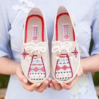 Новые пекинские тканевые туфли, вышитые туфли, женские одинарные туфли, ханьфу, дышащие, мягкая подошва, балетки