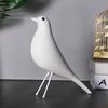 Скандинавская полимерная фигурка голубя мира: Современный интерьер для гостиной