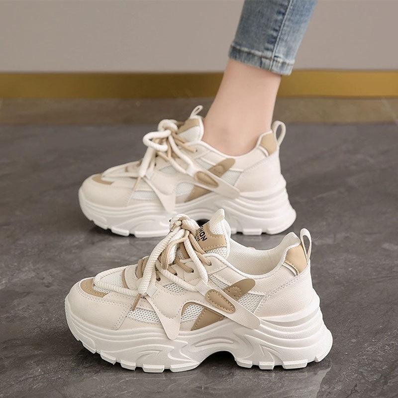 Женские белые кроссовки в стиле "dad shoes" 2025 года, весенние, дышащие, из сетки, увеличивающие рост, на толстой подошве