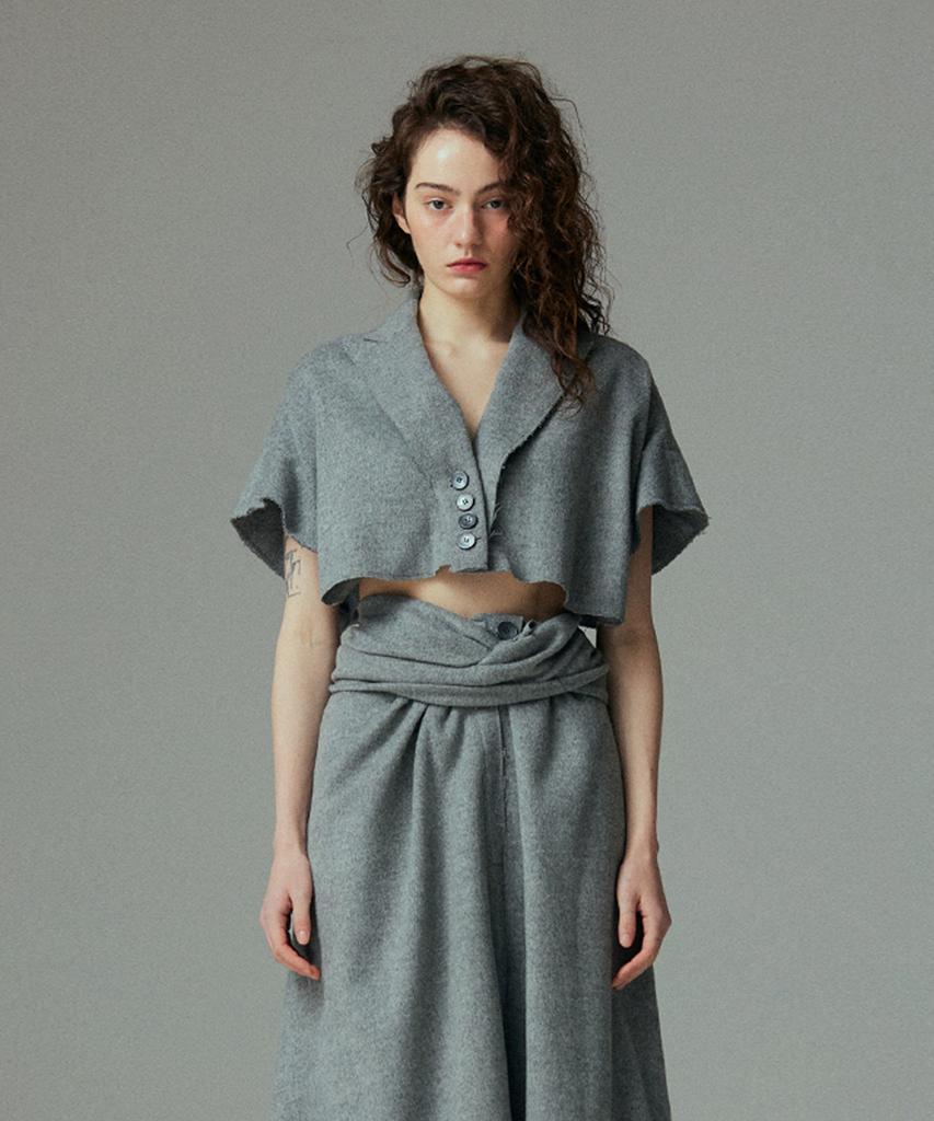 Mmam Sleeveless Crop Coat