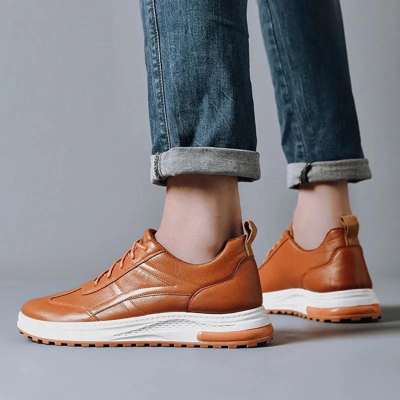 Men's Casual Lace Up Board Shoes High Quality All-match Sneakers Non-slip Wear-resistant Work Shoes Soft Sole Surface