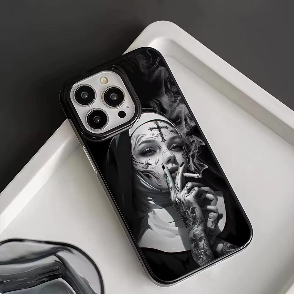 Модный Чехол для Телефона 'Курящая Монахиня' Для iPhone 17 Air 16 15 14 13 12 11 Pro Max Plus Mini SE2020 2022 Защита от Отпечатков Пальцев Прочный Чехол