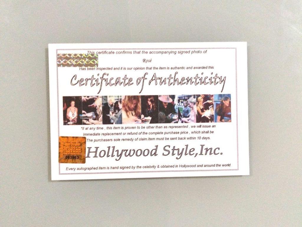 [Б/У] В продаже...Фотография Розе с автографом размера 2L...Розе...BLACKPINK...
