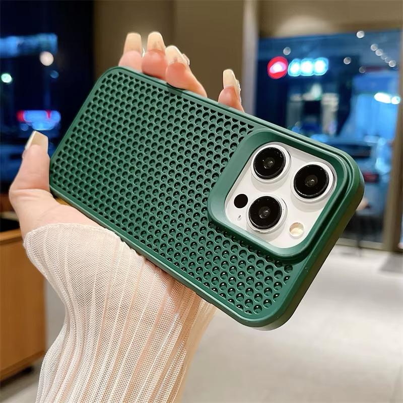 Heat Mesh Breathable Luxury Dissipation Phone Case For Iphone 16 15 14 Plus 13 12 11 Pro Max Shockproof Soft Bumper Hard Cover