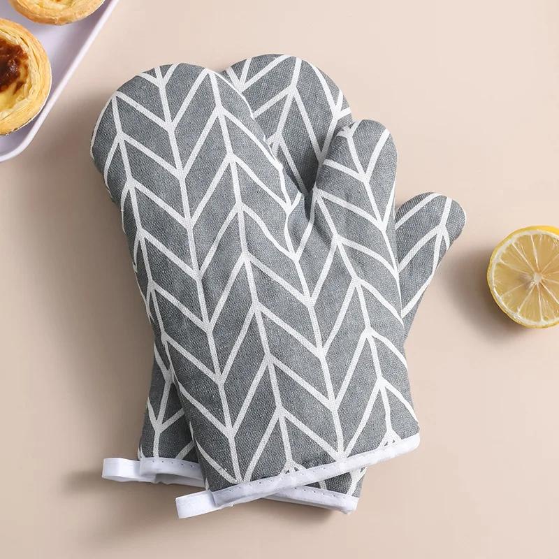 2 pairs of insulated gloves, heat-resistant kitchen and oven gloves, heat-resistant microwave gloves