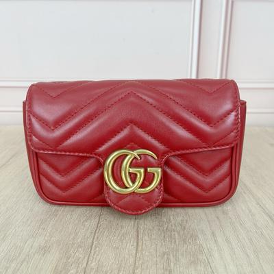 [Б/У] Мини-сумка через плечо GG Marmont с винтажным металлическим логотипом, стеганая кожа - Отличное состояние #3447FS