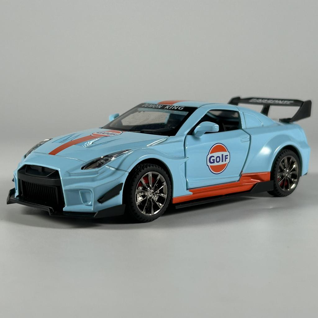 1:32 Nissan GTR CSR2 Alloy Metal Diecast Model Car Home Decoration & Collectibles Hobby Display Ornaments Holiday Present Gifts