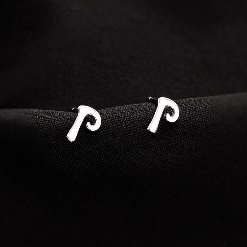 Серьги Banyan Tree S925 Silver с английским алфавитом для женщин - маленькие, удобные, одиночные серьги для сна