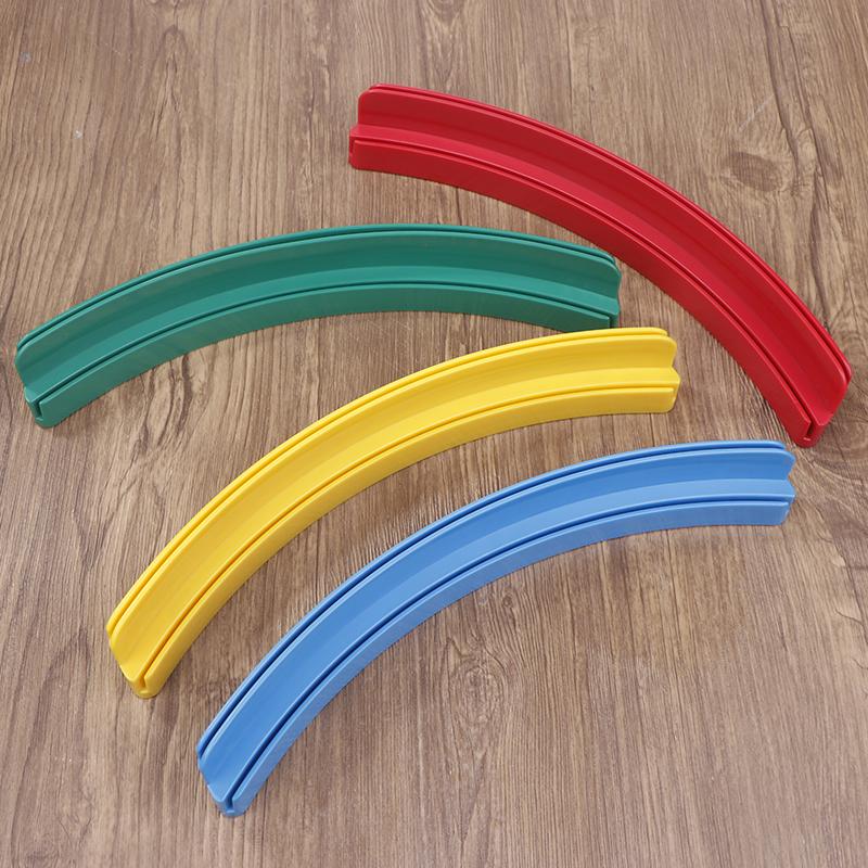 Подставка для покера Hands Free Пластиковый держатель для игральных карт Держатель для игральных карт Настольная игра Изогнутая стойка для игральных карт для детей и пожилых людей