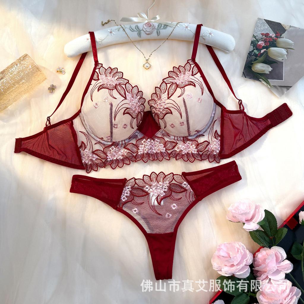 Burgundy lace embroidery perspective sex underwear set women's belt steel ring gathering bra thong spot