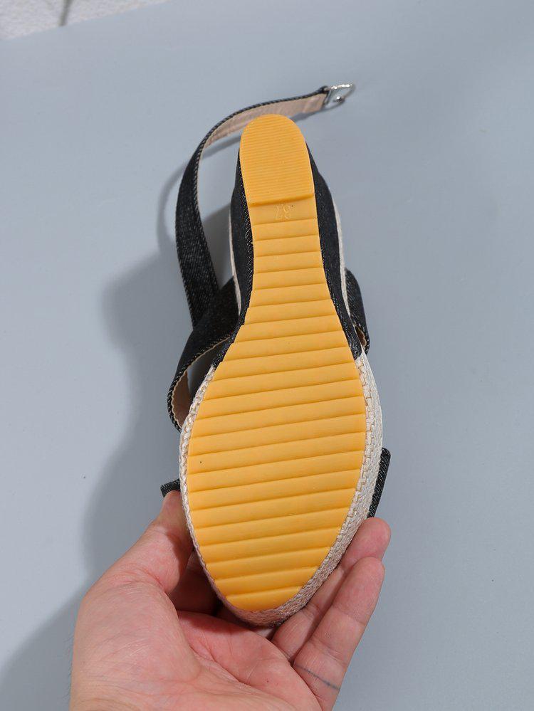 Женские босоножки на танкетке с открытым носком и перекрестными ремешками — на высоком каблуке, с толстой подошвой, водонепроницаемые и идеально подходят для использования на открытом воздухе