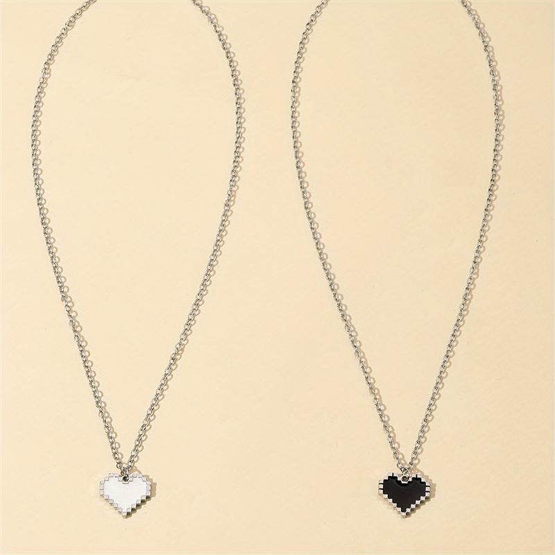 2 Love Pixel Lovers Girlfriends Simple Sweater Chain Collar