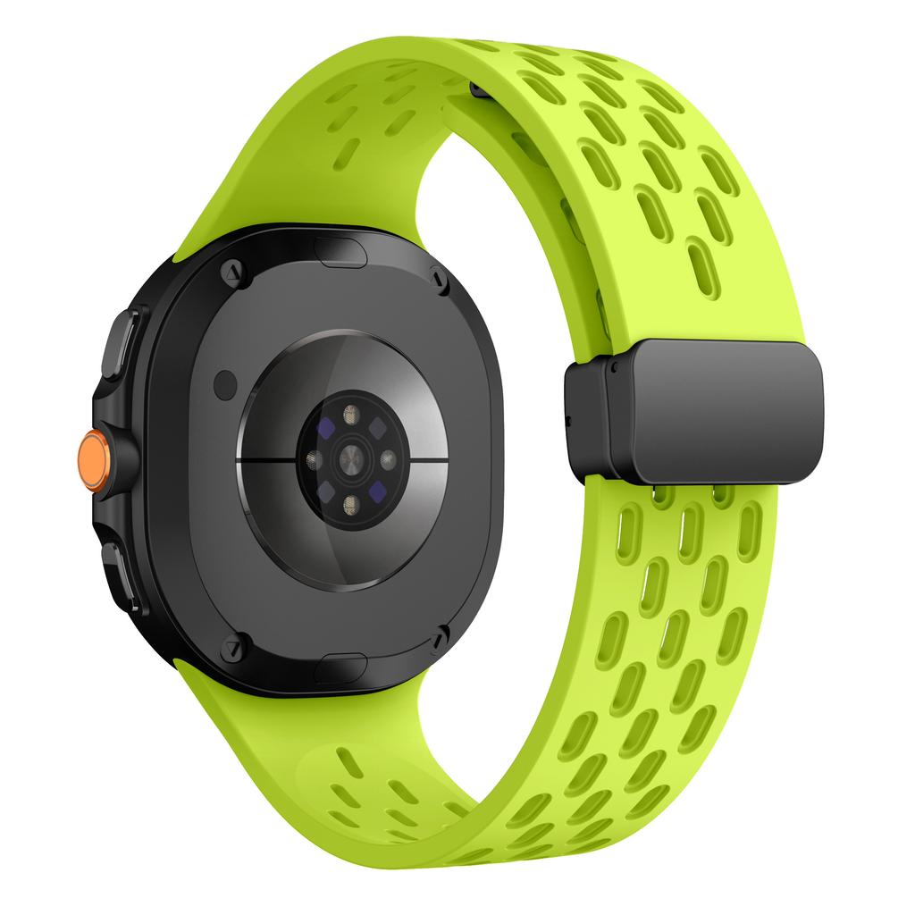 Breathable Silicone Strap for Samsung Galaxy Watch8 44mm/40mm/Watch8 Classic 46mm Multi Hole Magnetic Buckle Watch Band