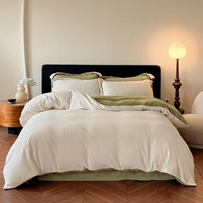 Роскошный высококачественный утолщенный комплект из четырех предметов из молочного флиса, теплое коралловое флисовое пододеяльник, антистатичный комплект из трех предметов: простыня