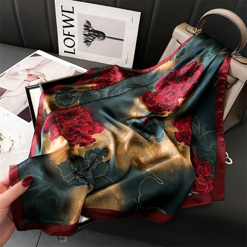 Geometric Color Matching Simulation Silk 70 Small Square Scarf Printed Silk Scarf Women'S Thin Scarf Sunscreen Headscarf