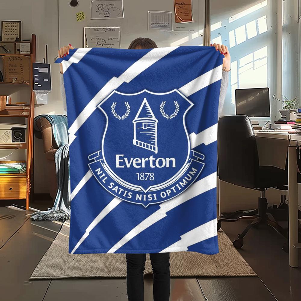 1pc Everton FC Print Flannel Blanket, High quality Comfortable for All Seasons, Home Decor, Warmth and Comfort, Perfect for Christmas Gifts40