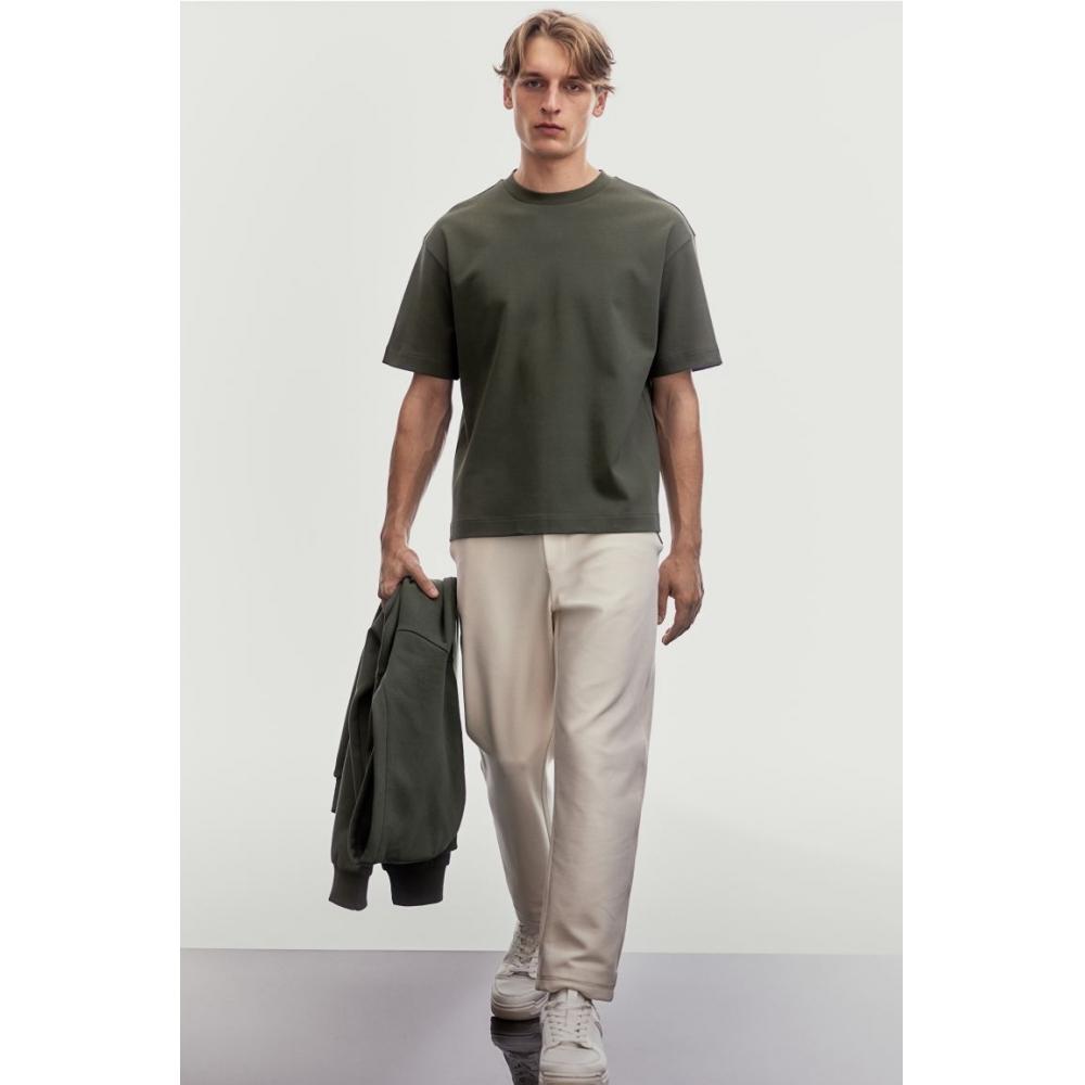 Футболка свободного покроя HM цвета хаки и зеленого цвета