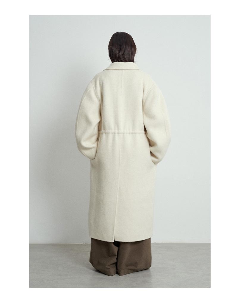 Шерстяное пальто с героиней корейской драмы «Любовь и Нэнси» — зима 2024 г.