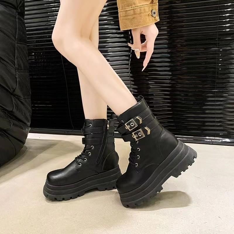 Fried Street Locomotive Boots Autumn 2025 New Small Man Height Increasing Thick-soled Skinny Short Boots British Martin Boots Women