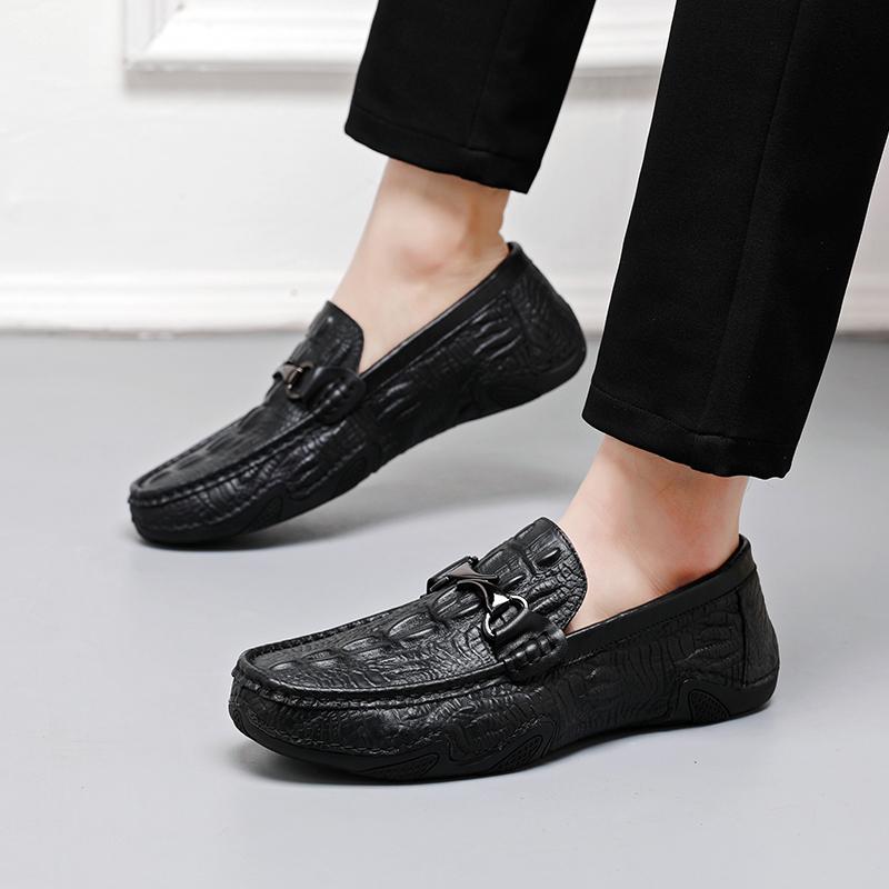 2024 Luxury Classic Slip-On Men Shoes Walking Loafers Genuine Leather Comfortable Mens Moccasins Soft Casual Shoes High Quality