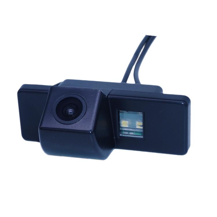 Compatible with Focus Hatchback, Chevrolet Epica, and Cruze: Integrated HD Rear View Car Camera.