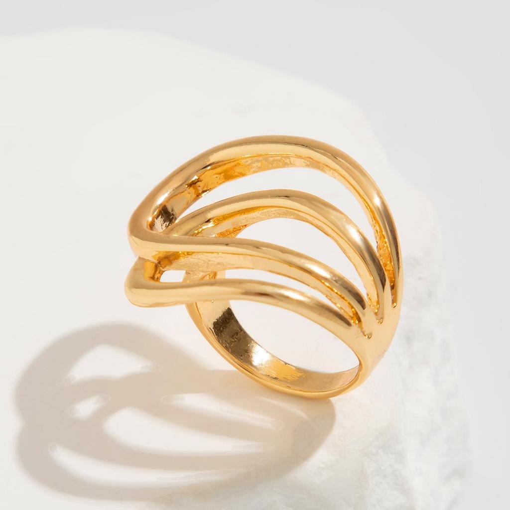 Мода Высокое чувство простоты кольцо легкое роскошное глянцевое геометрическое неправильное кольцо Ins Wind Personality Wind Tide Commuter женские украшения