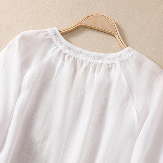 Summer Women Shirt V Neck Flower Embroidery Three Quarter Sleeves Loose Solid Color Retro Mother Mid-aged Female Daily Casual Blouse