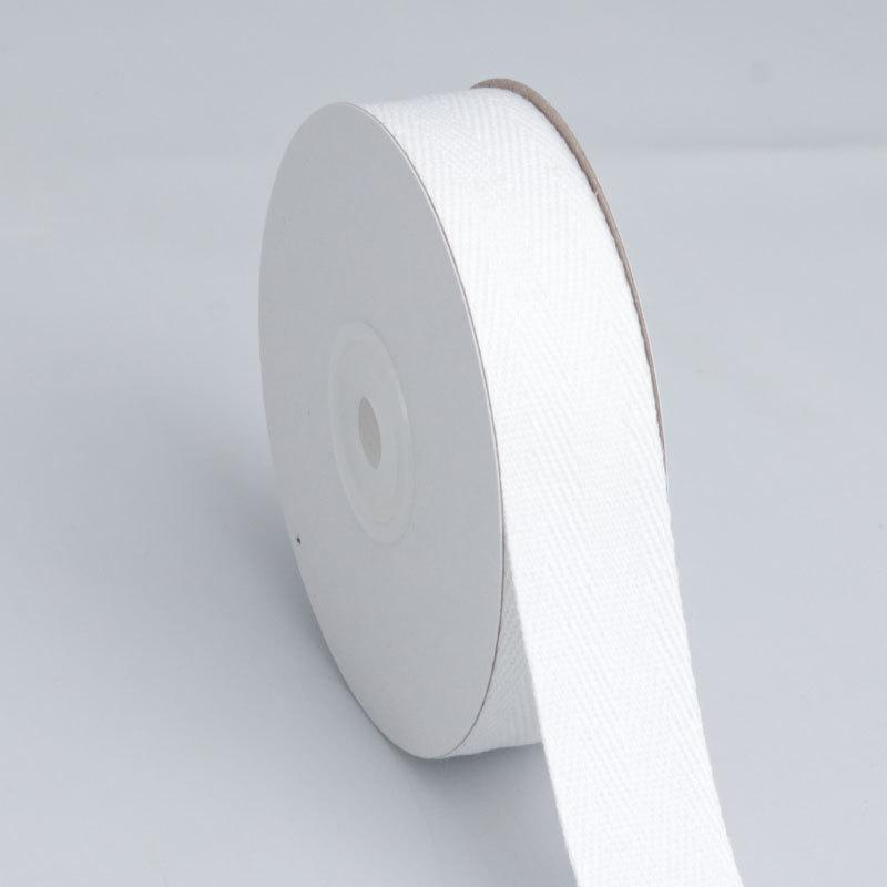 Романтичная и уютная елочка из хлопковой ленты своими рукамиАксессуары для костюмовТканая хлопковая лентаЛентаЦветная лентаЛента для воротникаГрубая одеждаШапкиАксессуары