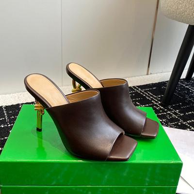 Европейско-американские летние высококачественные туфли-шлепанцы на необычном высоком каблуке с квадратным носком, женские, для ночного клуба, шоу, банкета, больших размеров