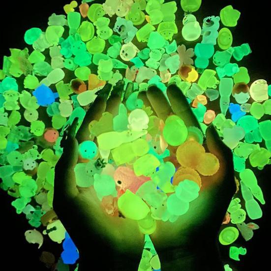 50/100 шт. Мини-фигурки животных, светящиеся в темноте, украшения из смолы, крошечные кролики, динозавры, миниатюрные украшения для сада, микроландшафтные поделки своими руками