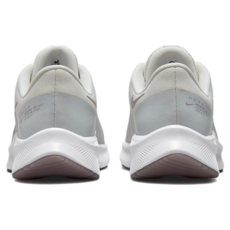 (WMNS) Женские кроссовки Nike Quest 4 Premium 'Photon Dust Metallic Lustre' DA8723-011