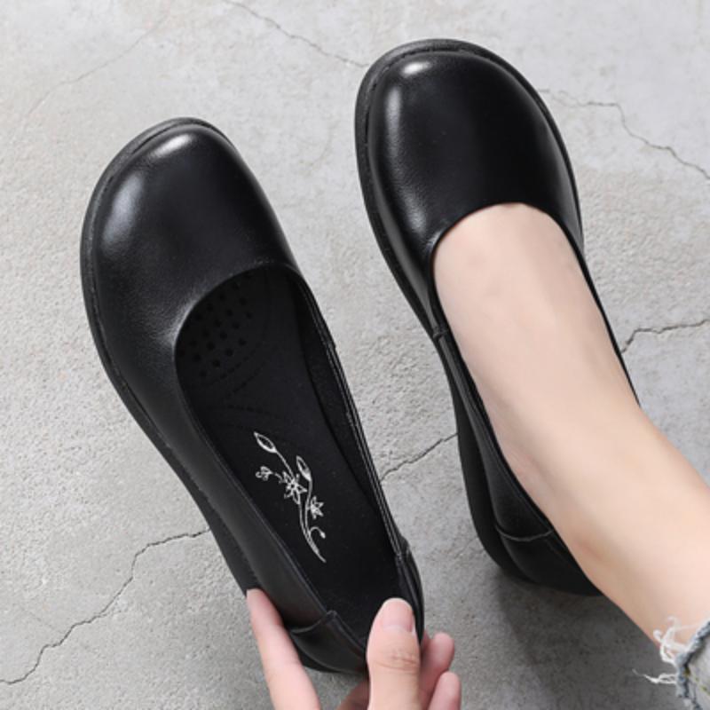 Women Summer Genuine Leather Breathable Shoes Women Flats Slip-On Loafers Round Toe Soft Flat Shoes Casual Shoes