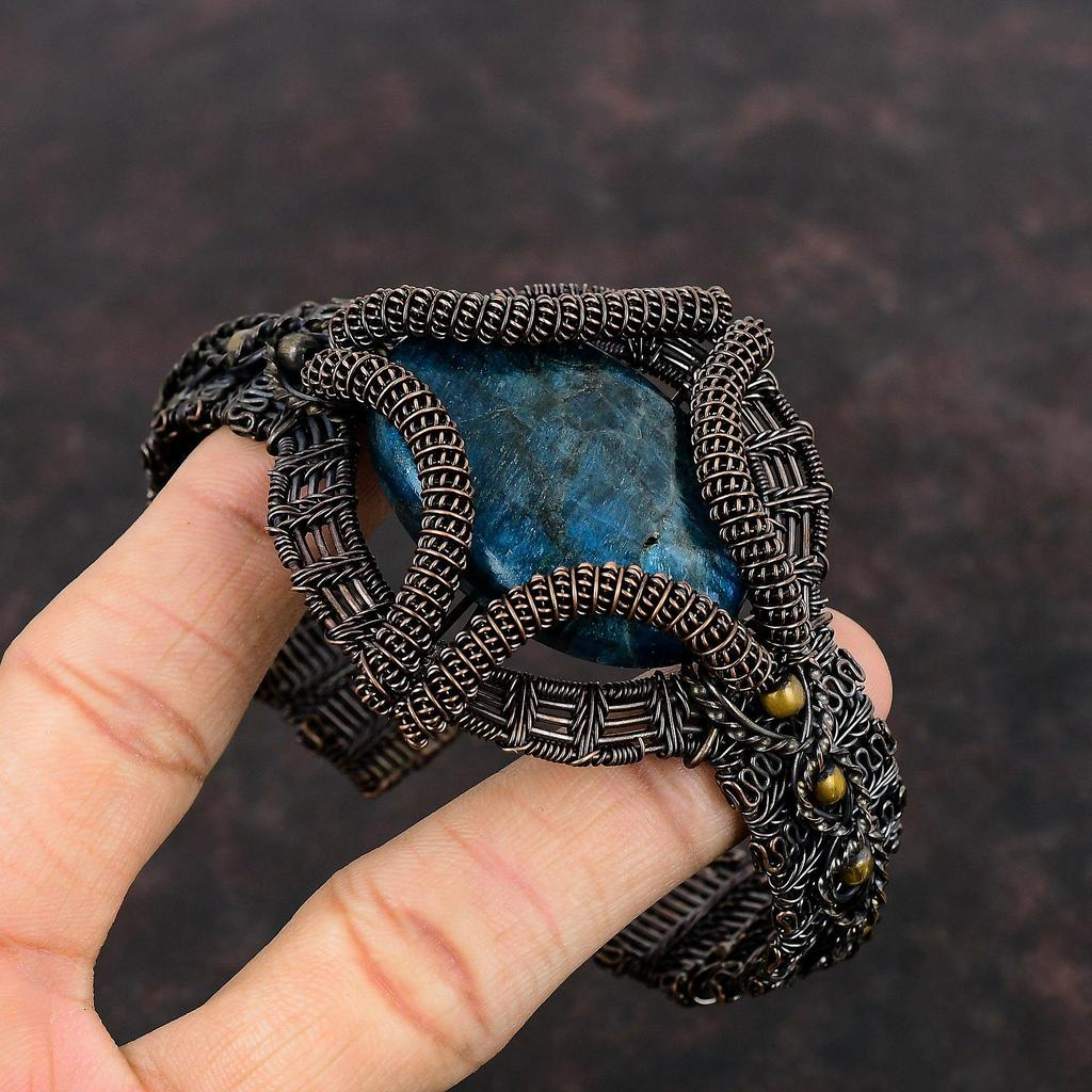 Браслет-манжета с неоновым апатитом, браслет с драгоценными камнями, браслет-манжета из медной проволоки, ювелирные изделия из медной проволоки ручной работы, регулируемый браслет, подарки для мамы