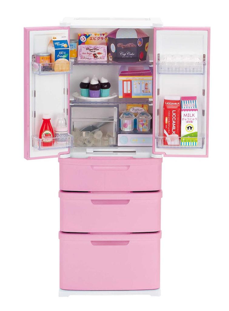 Takara Tomy "Licca-chan LF-01 Ice Rolling Refrigerator" Dress-Up Doll Play Toy for Ages 3 and Up, Meets Toy Safety Standards, ST Mark Certified