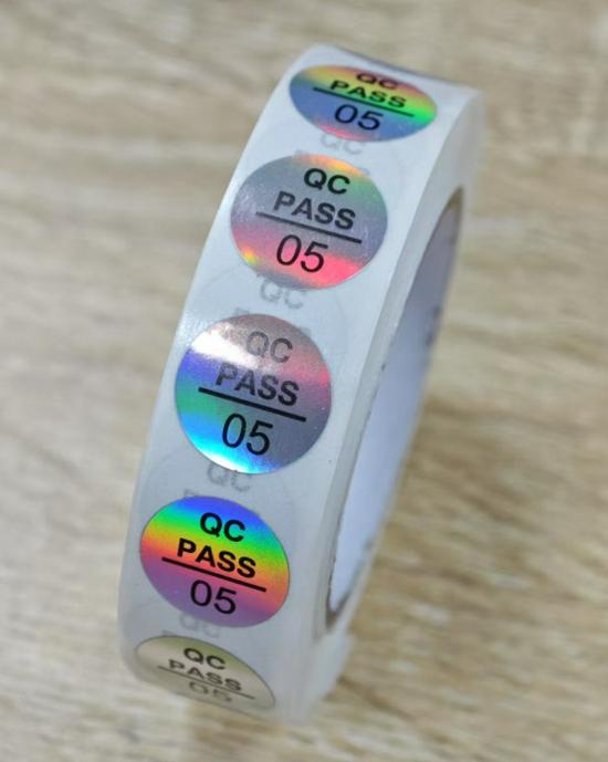 Прозрачная самоклеящаяся этикетка «QC Pass» - Круглая лазерная наклейка для контроля качества