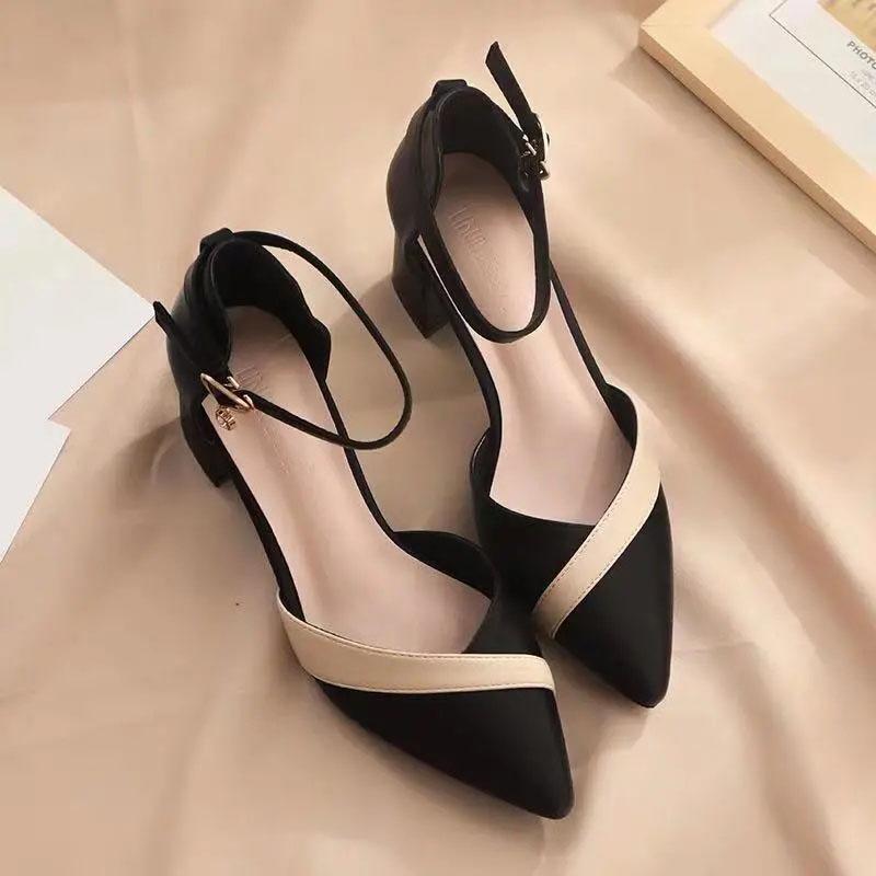 Spring and Summer Matching Color Pointy Mid-heel Fashion One-button Heels