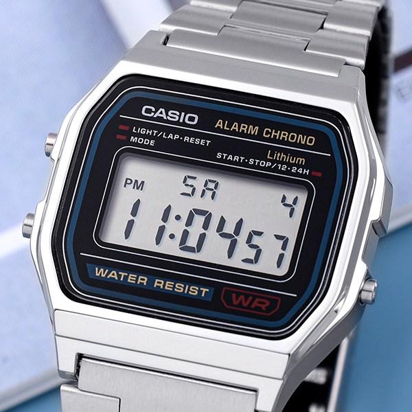 Casio Square Retro Vintage Free Buckle Shared Electronic Watch + Battery Exchange Voucher Package